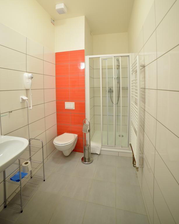 Hotel Pod Zelenym Dubem Bohumin Bagian luar foto
