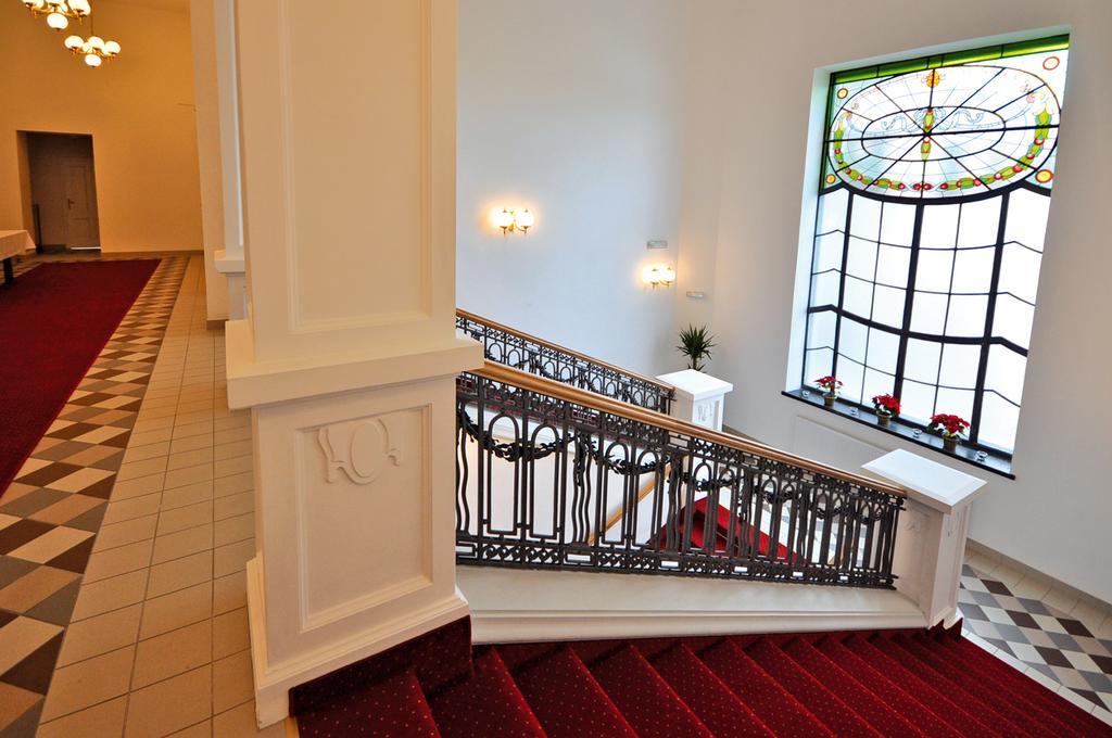 Hotel Pod Zelenym Dubem Bohumin Bagian luar foto